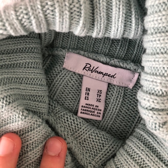 Turtle neck - Picture 3 of 4